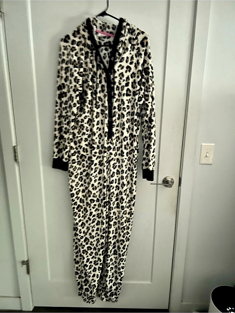 Leopard Print One-Piece Pajamas Like New